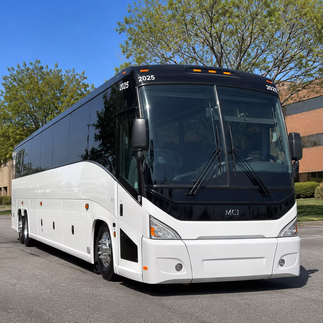 daily commuter shuttle buses for union s route 22 and i 78 workforce