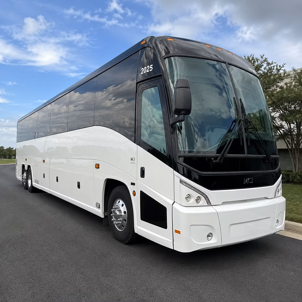 shuttle buses for union s warehouse and distribution groups