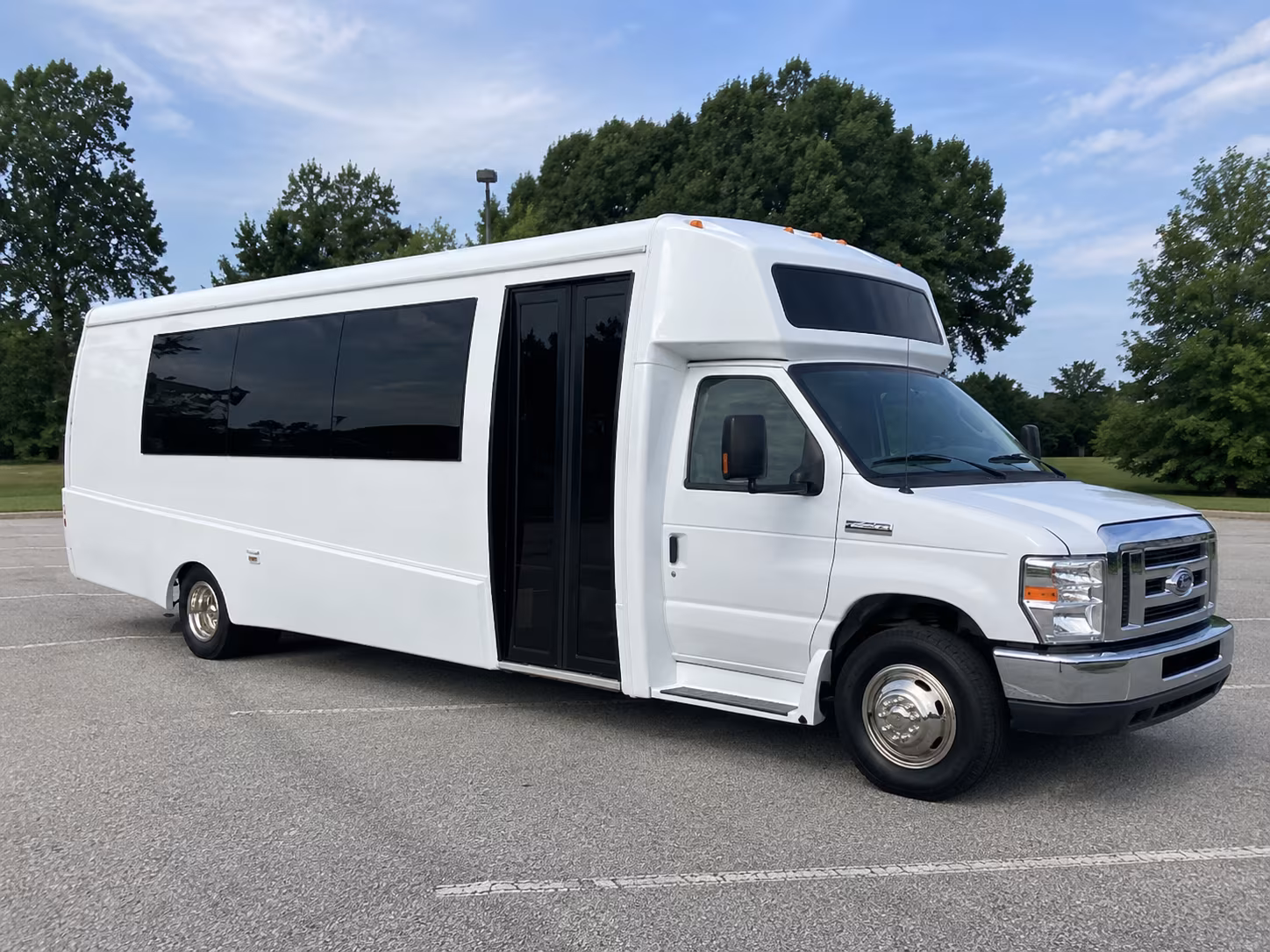 union 18 passenger party bus